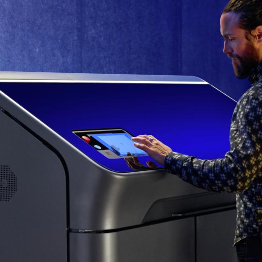 HP Jet Fusion 580 Colour 3D printer feature image 12