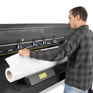 HP Latex R 1000 loading media