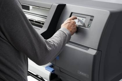 Print and go with the HP Latex 310