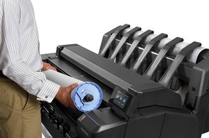 HP Designjet T2530 - loading media