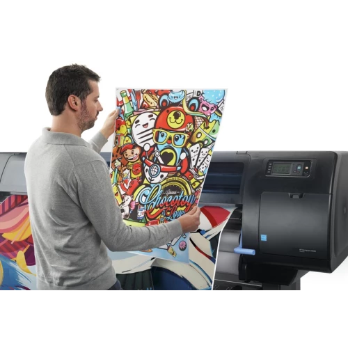 HP Designjet Z6600 Photo Printer man checking colour poster print