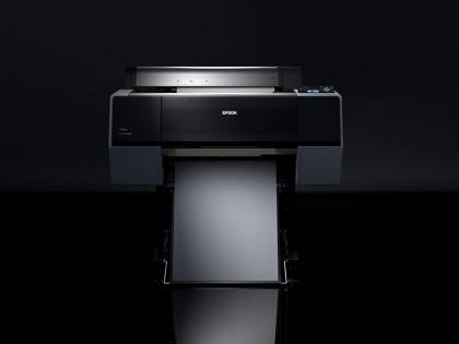 Epson Stylus Pro 7900 hard light front shot
